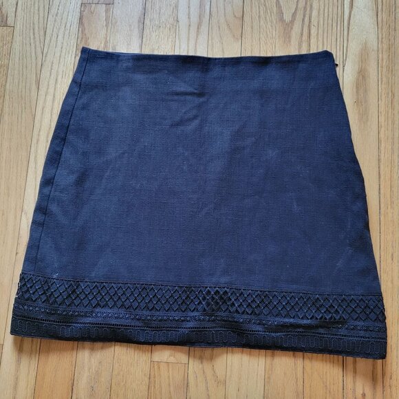 Loft Womens Black A-Line Skirt Size 10 With Lace Detailing - Picture 3 of 5